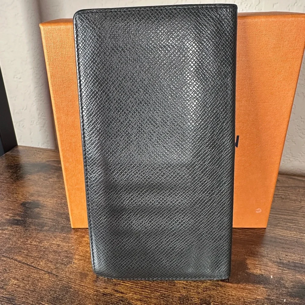 Louis Vuitton Black Brazza Taiga Long Wallet